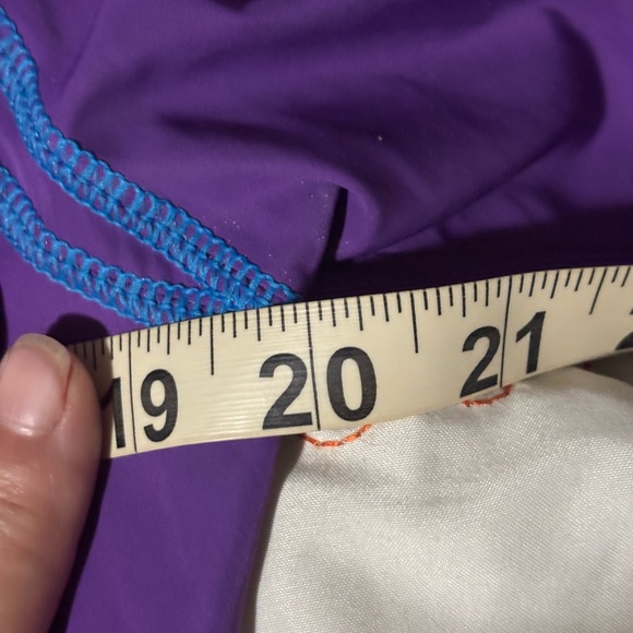 Helly Hansen Women's Purple windbreaker Jacket medium - Picture 11 of 11